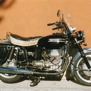 V7 California 850 - 1973